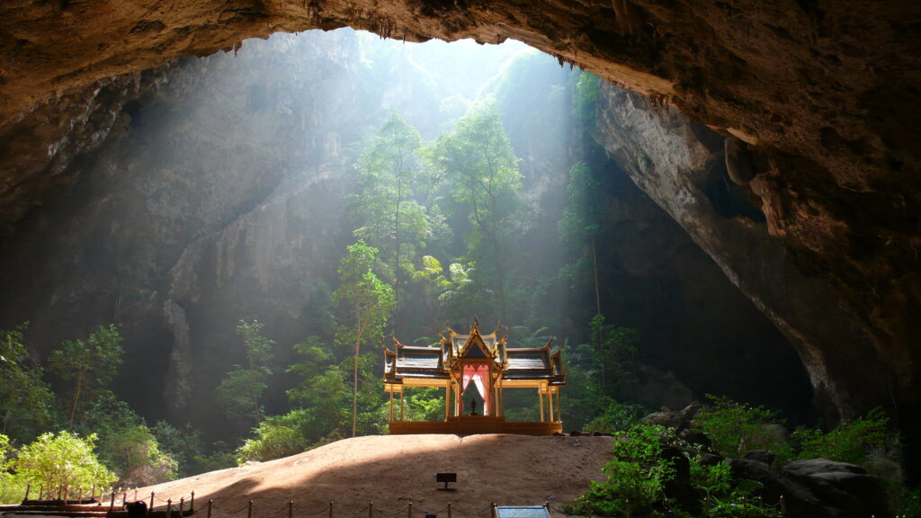 Phraya Nakhon Cave